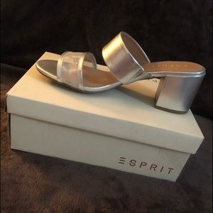 Open toed silver mesh shoe